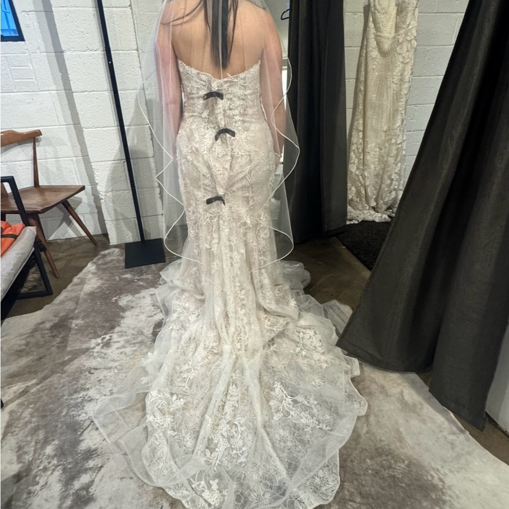 Karessa by Wtoo Wedding Dress - Picture 4 of 6